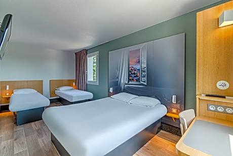 Quadruple Room