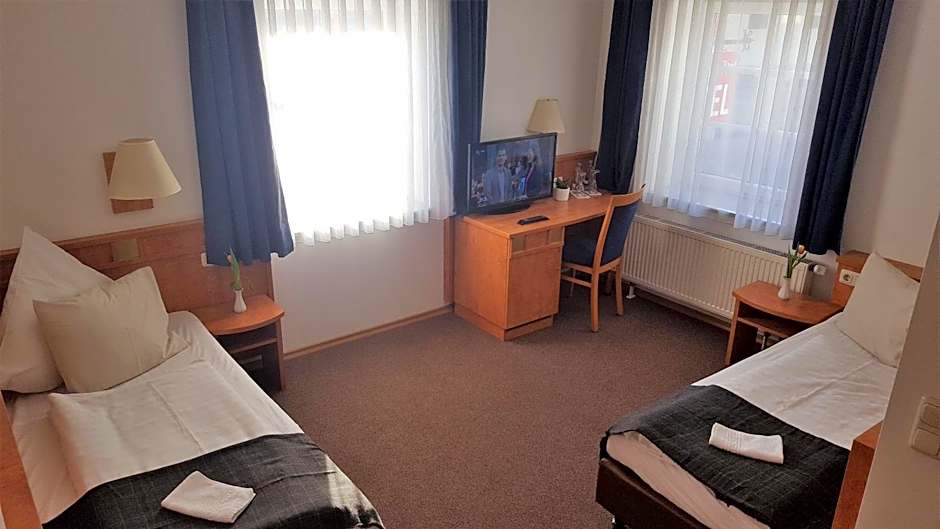 Photo 1 of 8 of Double Room