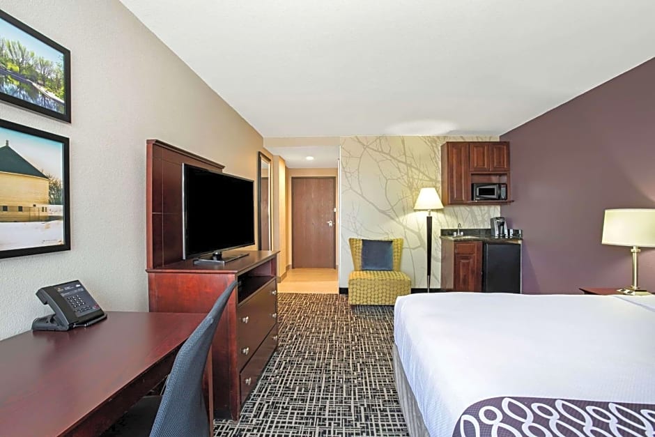 La Quinta Inn & Suites by Wyndham Denver - Aurora Medical Ctr.