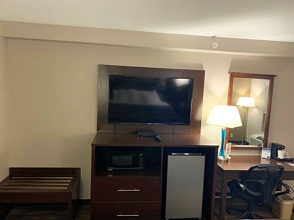 Super 8 by Wyndham Cookeville, TN