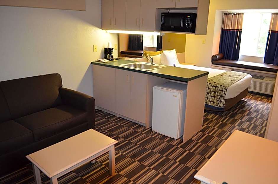 Stay Express inn and Suites Atlanta Union City