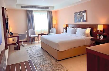 Standard Room - 1 King Bed