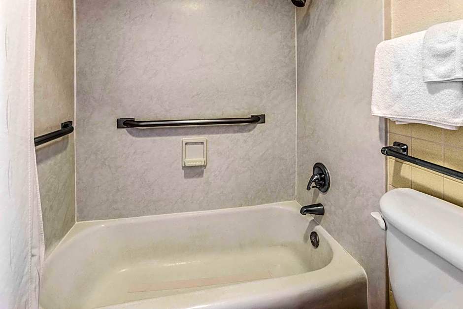 Days Inn by Wyndham Leesville