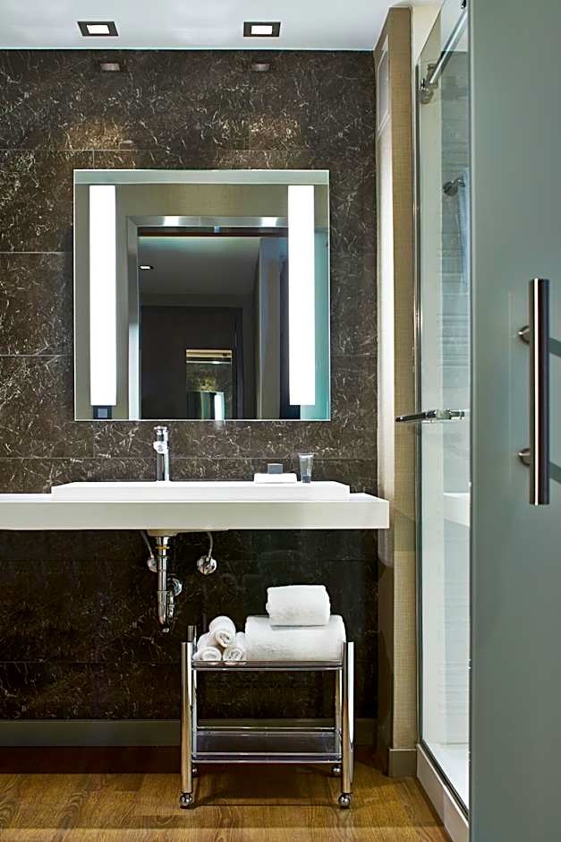 AC Hotel by Marriott Seattle Bellevue/Downtown