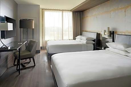 Room, 2 Queen Beds