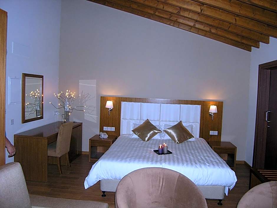 Livadia Hotel Kyperounta