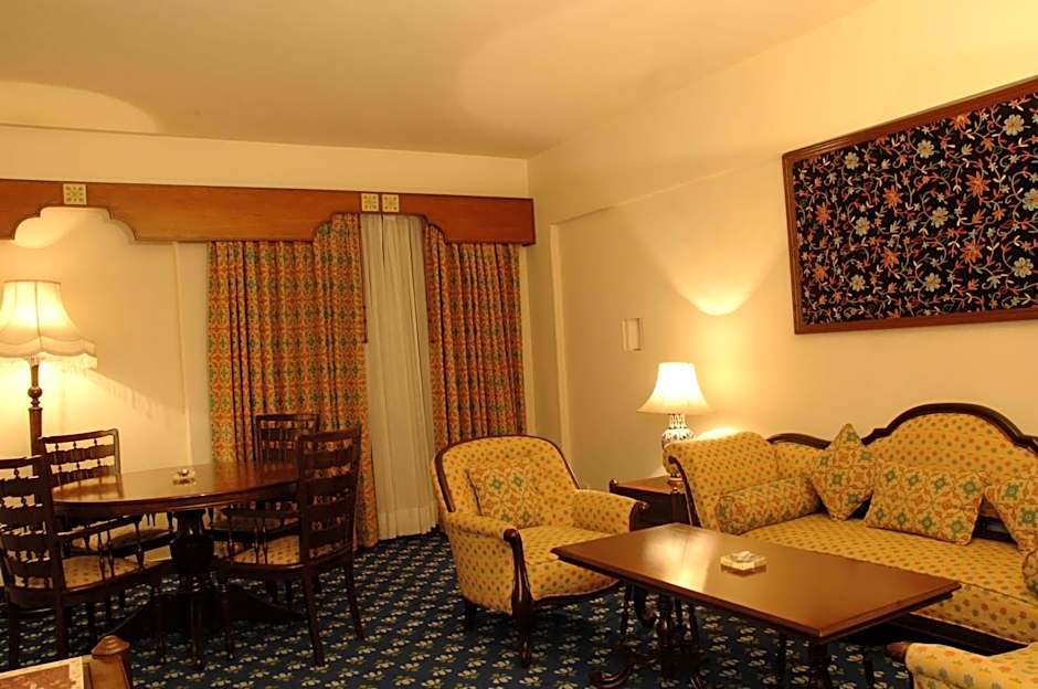 Faisalabad Serena Hotel