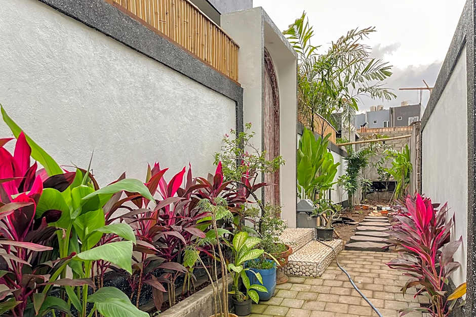 Madeira Javanese Joglo, Jimbaran