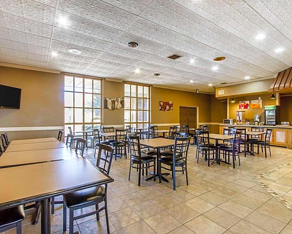 Quality Inn Ada near University – Ada, OK