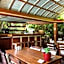 El Vino Hotel Suites