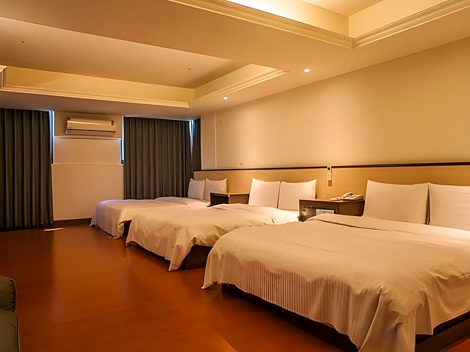 Zaw Jung Business Hotel