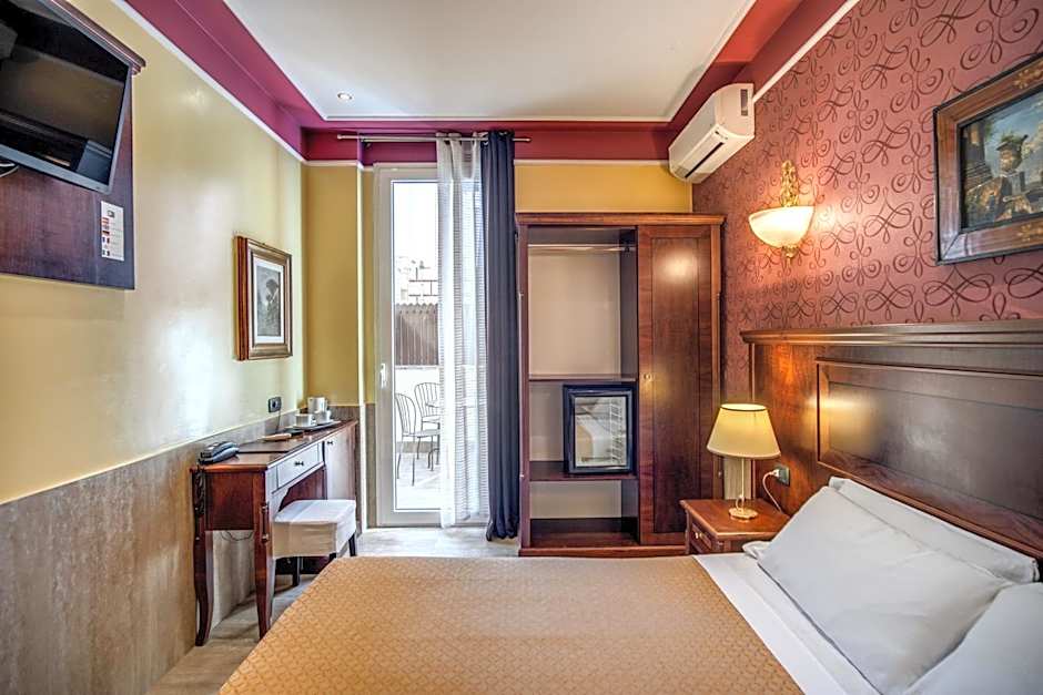 Aurelius Art Gallery Hotel