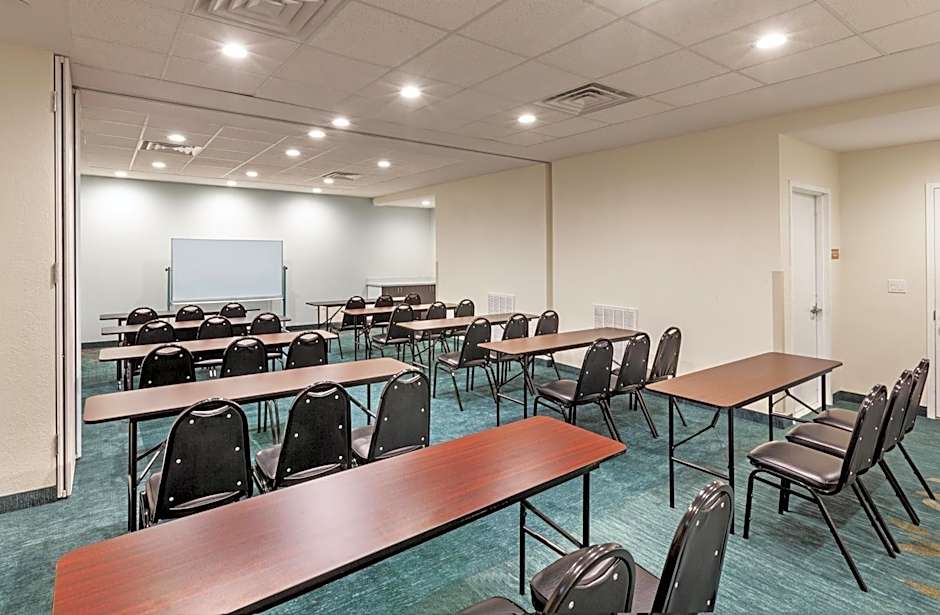 Candlewood Suites Houston - Spring By IHG