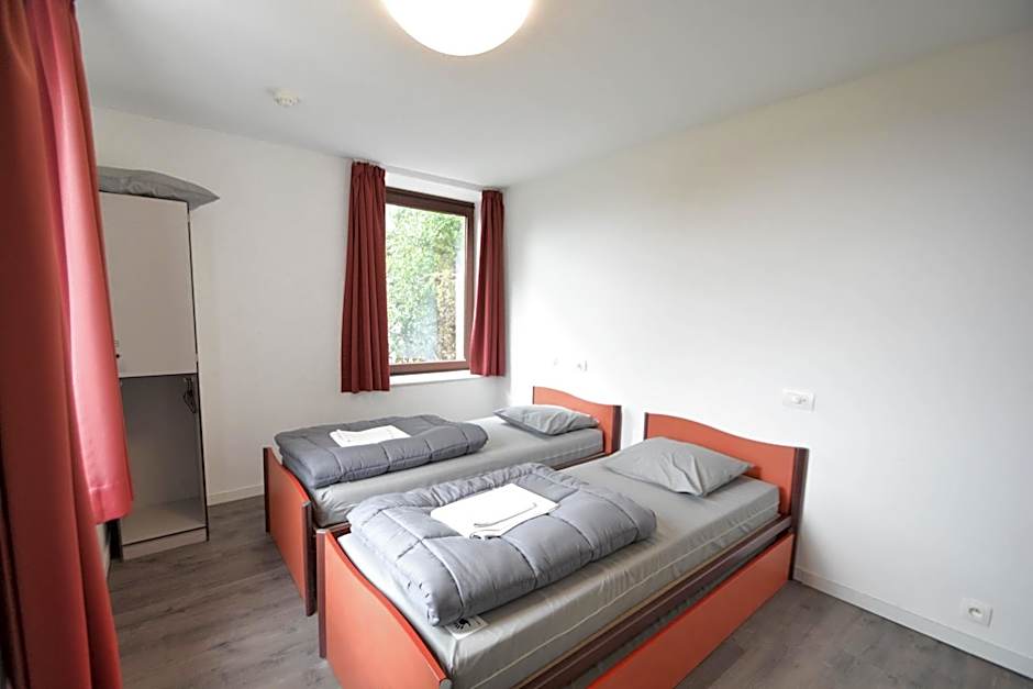 Auberge de Jeunesse de La Roche - Champlon