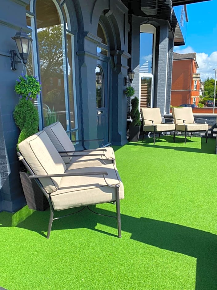 The New Talbot Hotel