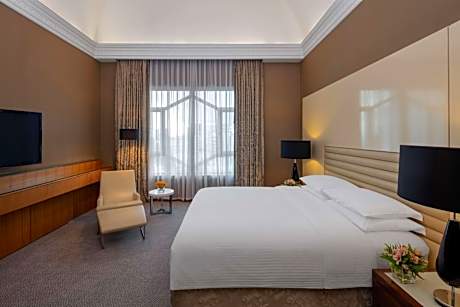 Grand Executive Suite