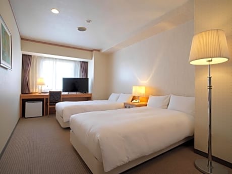 Twin Room - Non-Smoking