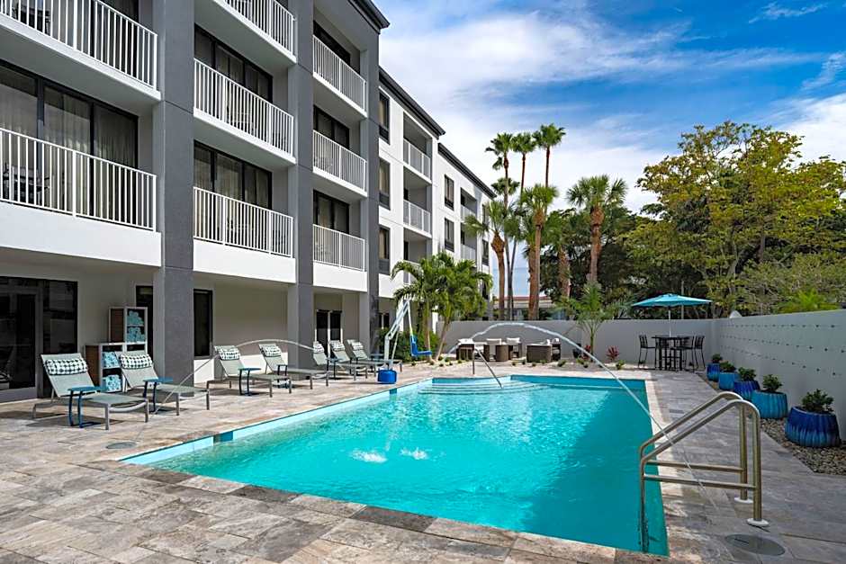 Courtyard by Marriott Naples
