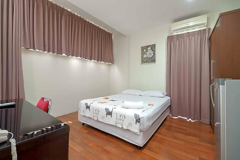 Avalon Karawaci Mitra RedDoorz