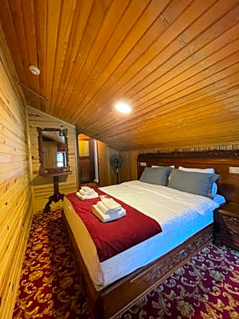 Triple Room with View