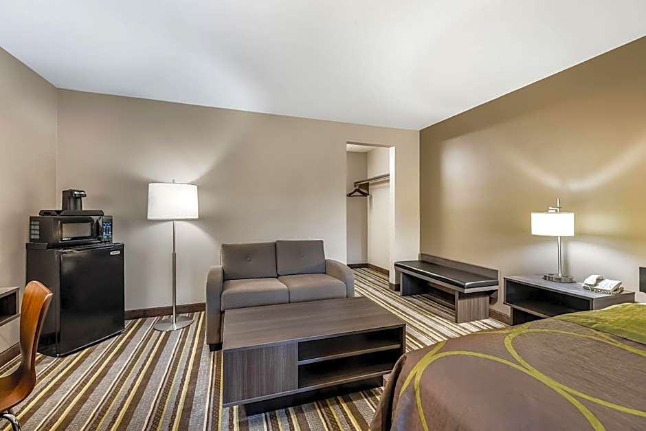 Super 8 by Wyndham Riviera Beach West Palm Beach