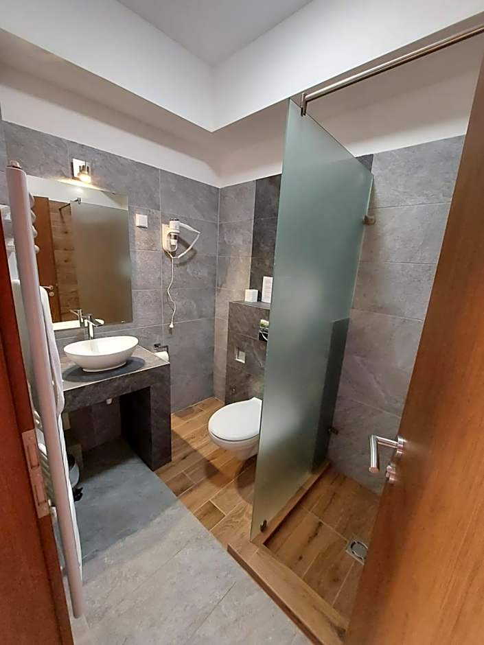 Vén Diófa De Lux Panzió