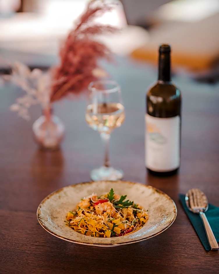 Delta Est Hotel & Restaurant