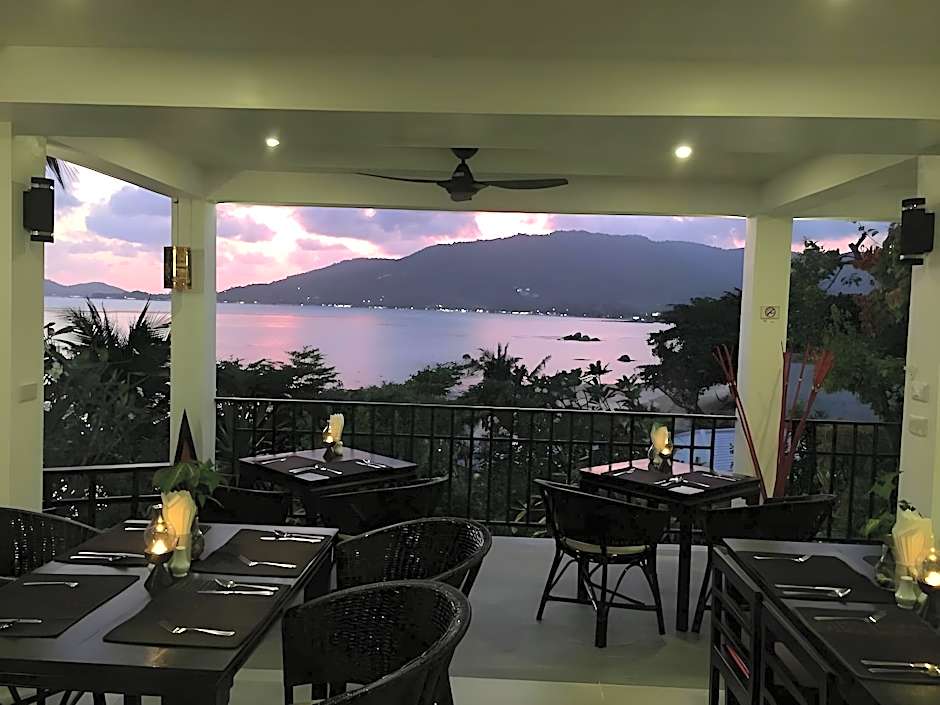 Cinnamon Beach Villas