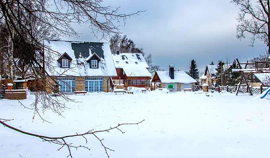 Apartmán-Hotel Jítravský Dvorec