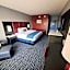Del-Mar Airport Inn & Suites