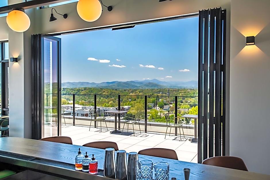 Embassy Suites by Hilton Asheville Downtown