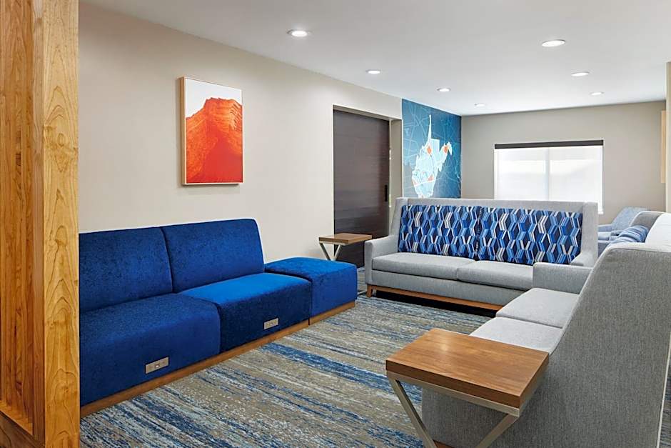 Holiday Inn Express & Suites Bridgeport By IHG