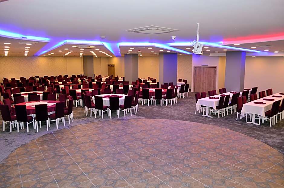 Elisa Hotel