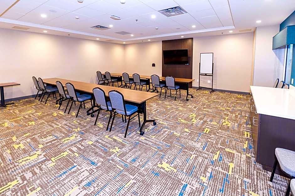 Hampton Inn Selma, CA