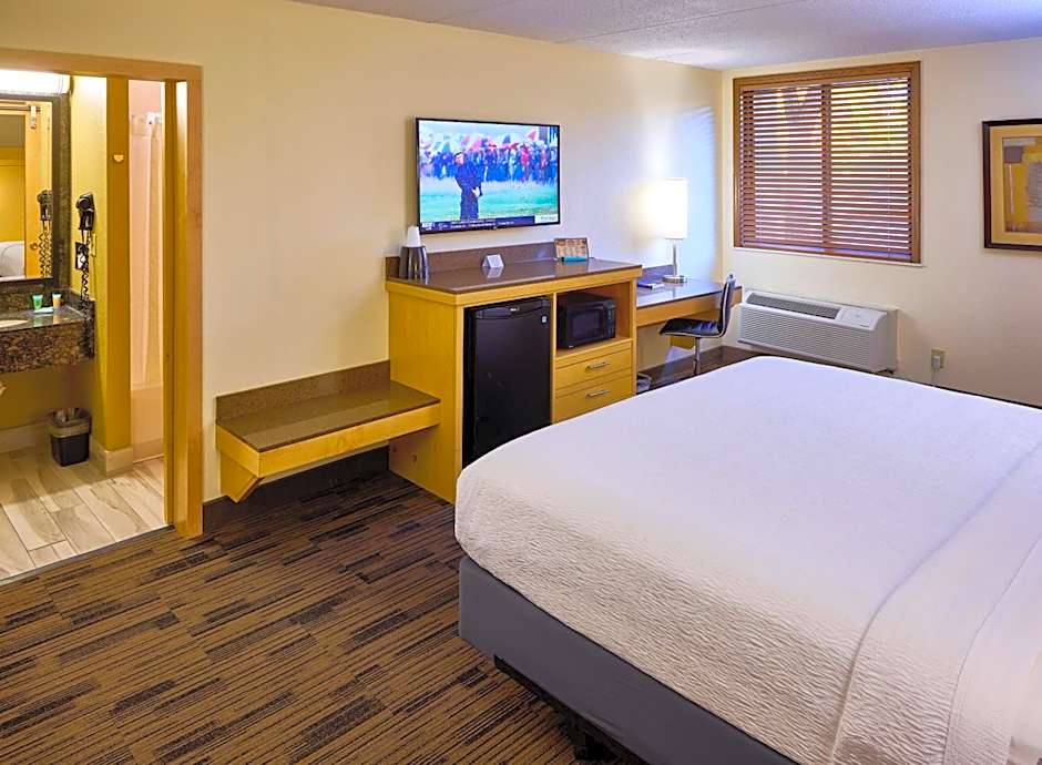 Livinn Hotel Minneapolis South / Burnsville
