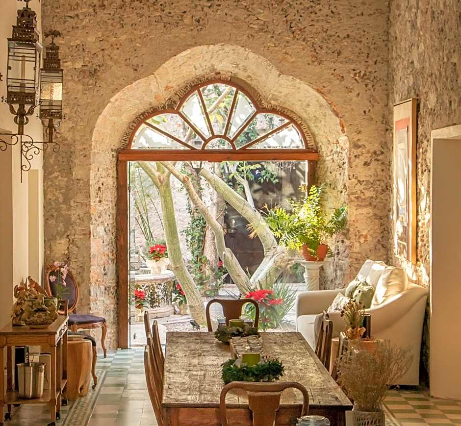 Orchid House San Miguel de Allende