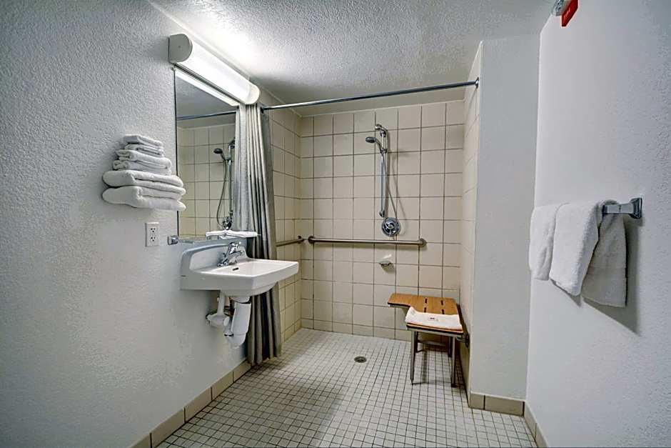 Motel6 Newport, RI