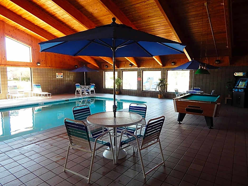 AmericInn by Wyndham Sturgeon Bay