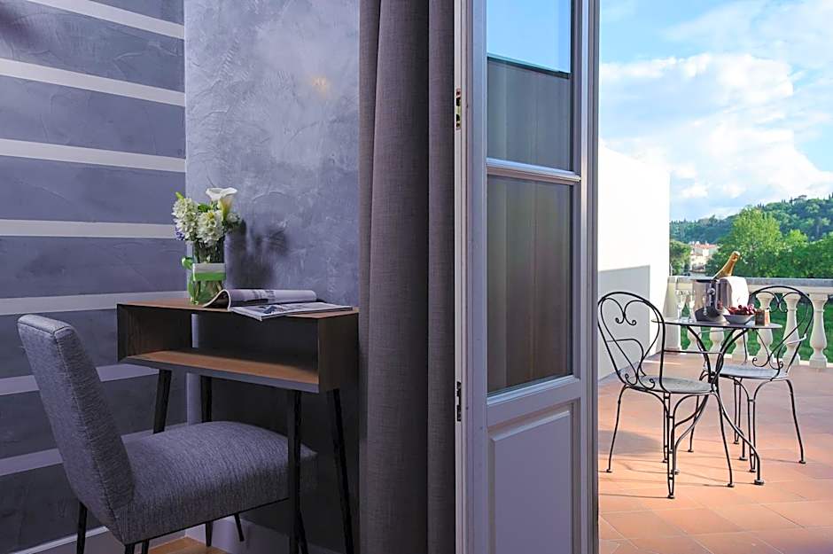 Hotel Lungarno Vespucci 50