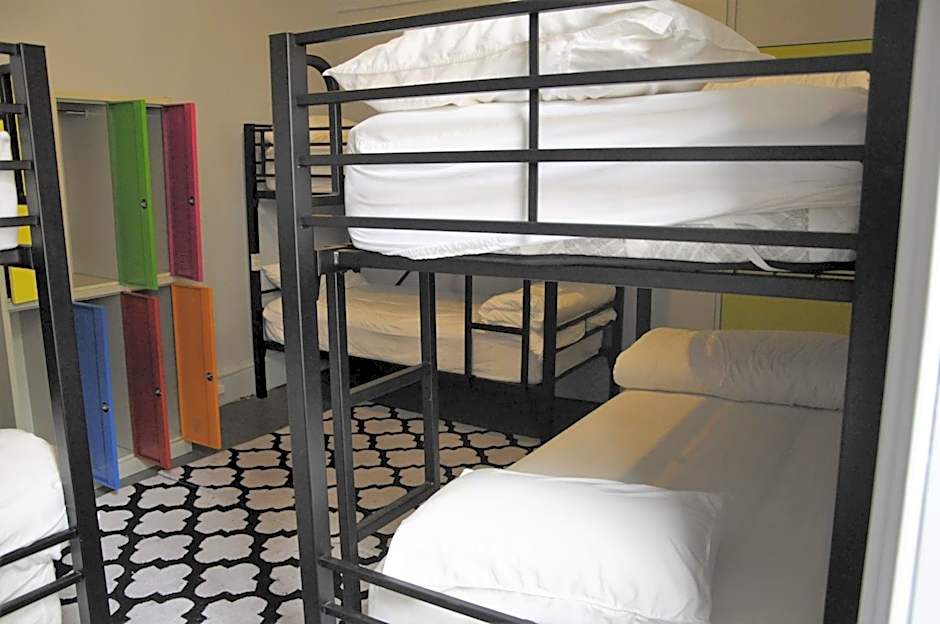 Backpackers Imperial Hotel