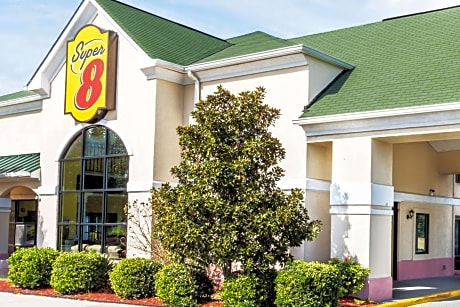 Super 8 by Wyndham Hull Street Midlothian Richmond Area