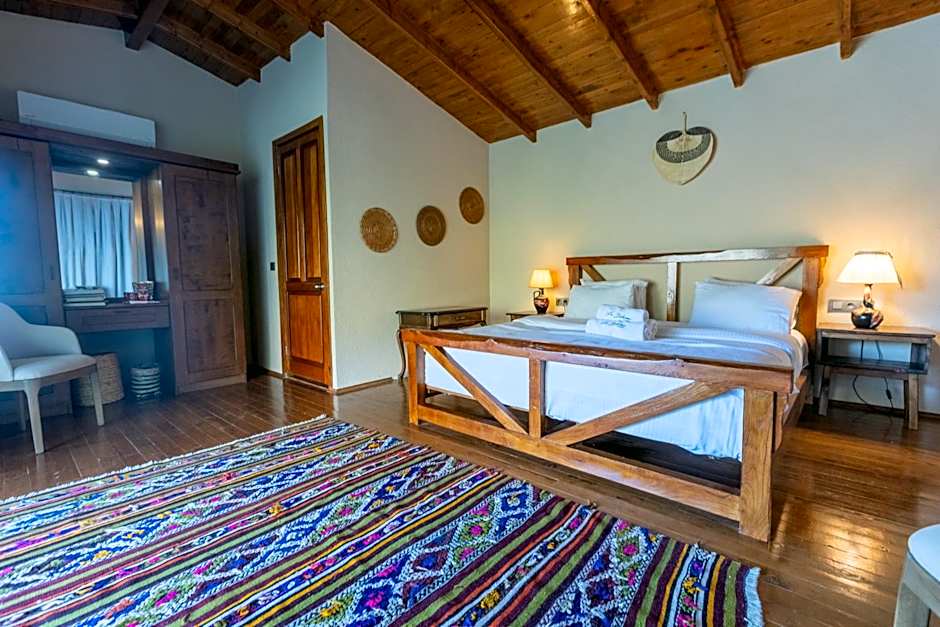 La Boheme Kabak Adults Only