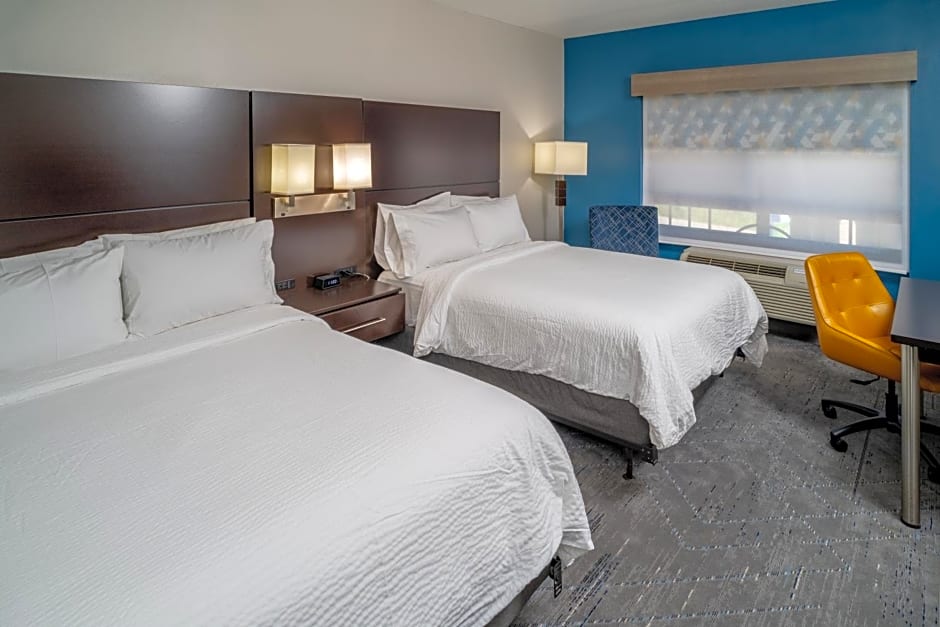 Holiday Inn Express & Suites Cross Lanes By IHG