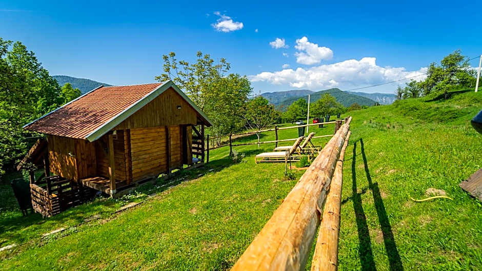 Robinzonski turizam "Robin` s Hood"