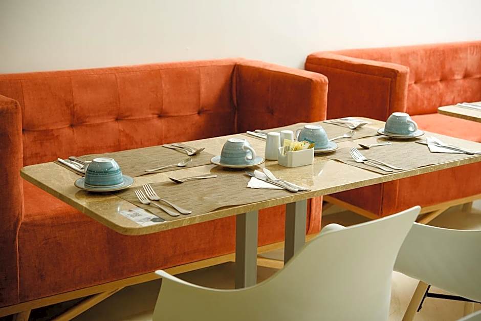 Hotel Dorado Plaza Alto Prado