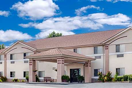 Super 8 by Wyndham Central City