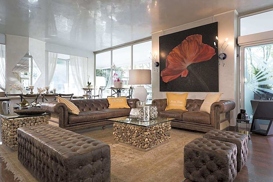 Best Western Maison B Hotel