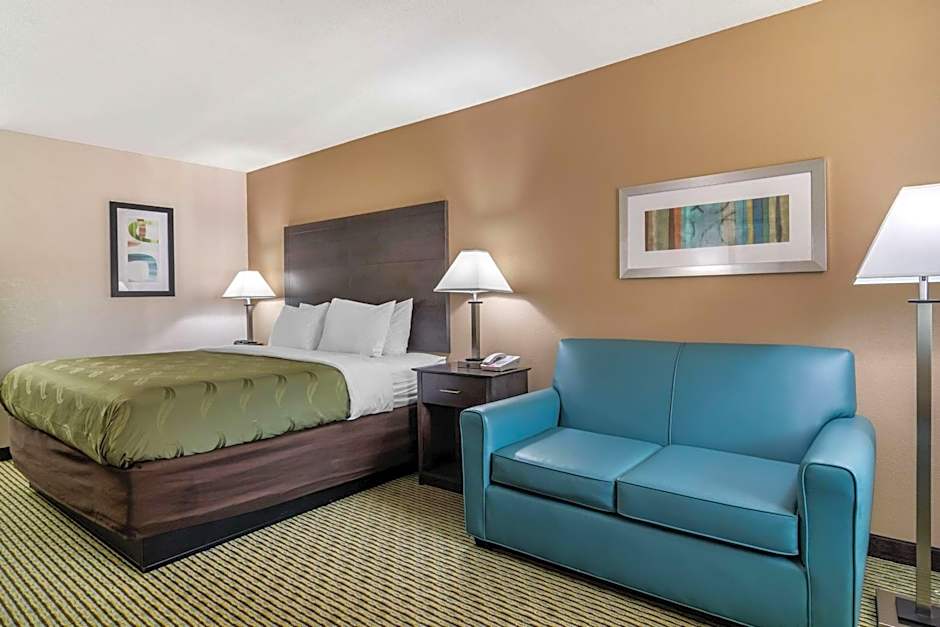 Quality Inn McDonough Atlanta South