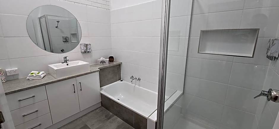 Villa Mirasol Motor Inn