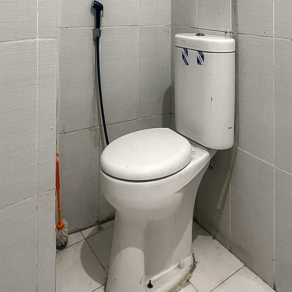 Reddoorz Syariah at Pondok Bintang Jalan Biring Romang Makassar